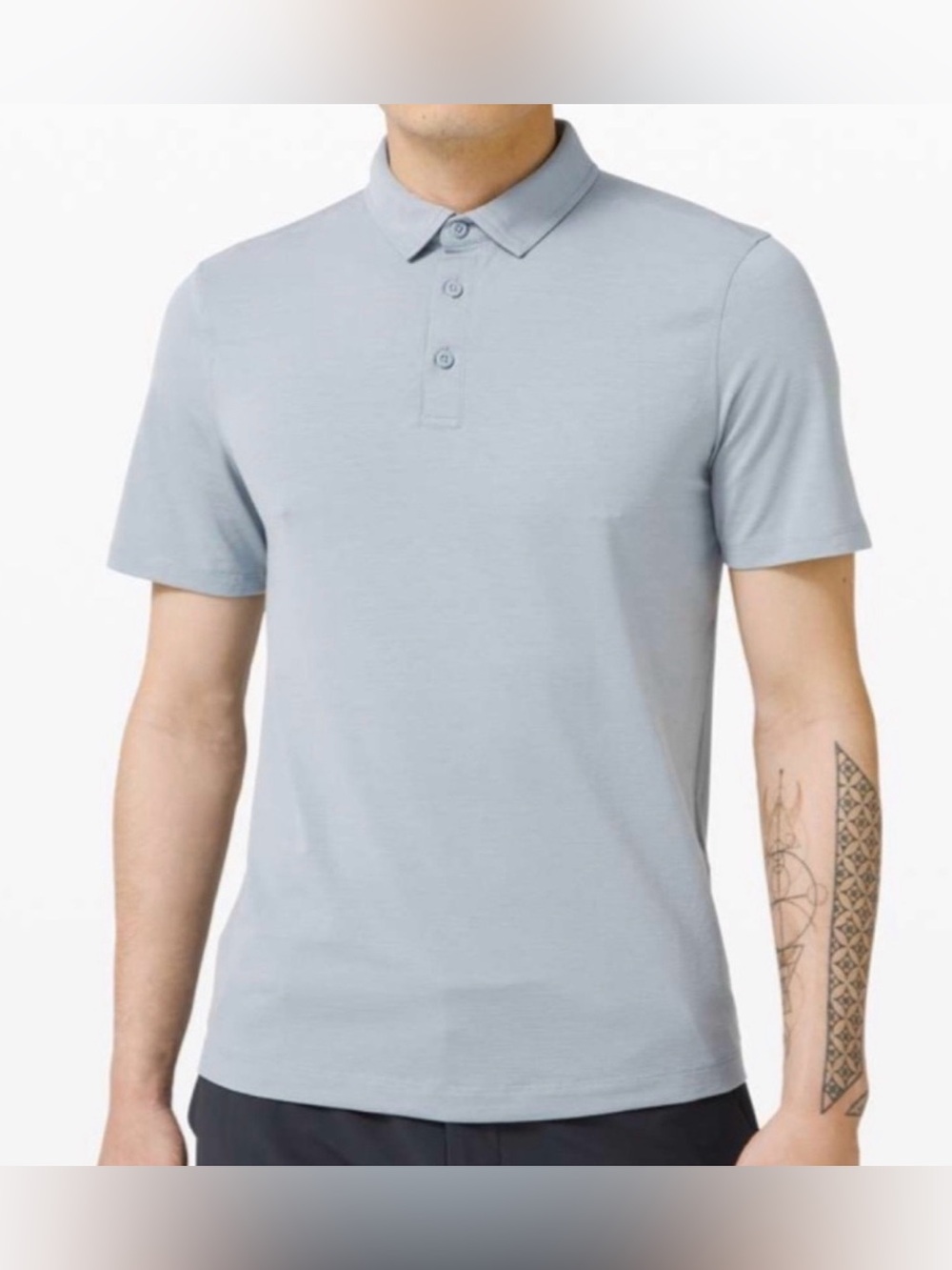 Lululemon Evolution Polo Shirt Short Sleeve Chambray Light Blue Mens Sz. M